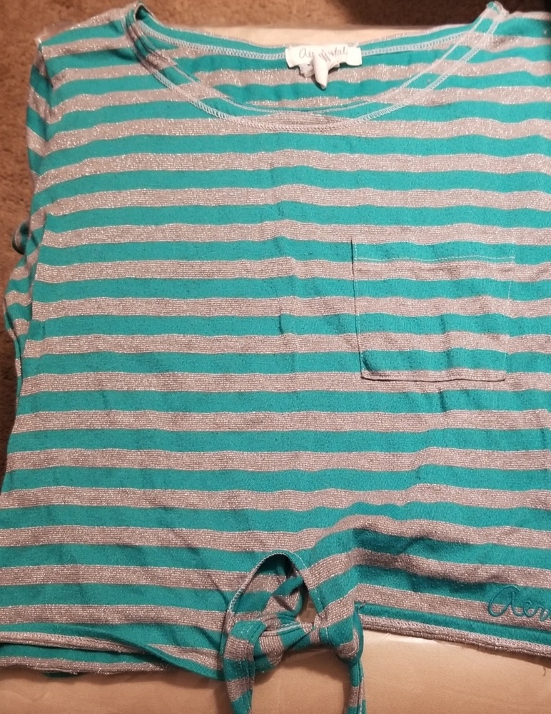 3/$20 Ladies aeropostle  cropped top